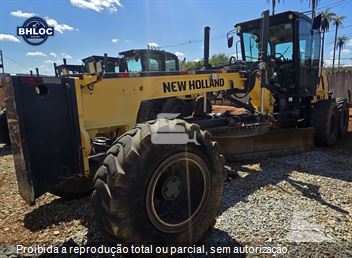 Motoniveladora New Holland RG170B