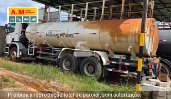 Caminhão Scania P-310 B 6x4 2p (diesel)