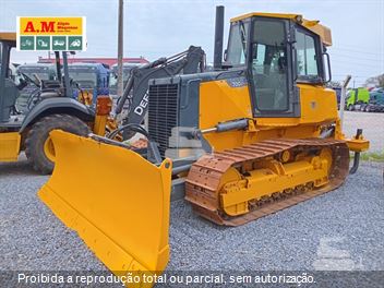 Trator de Esteira John Deere 700J-II