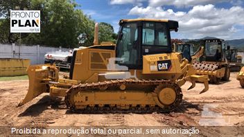 Trator de Esteira Caterpillar D6K