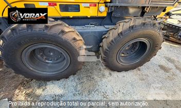 Motoniveladora New Holland RG140B