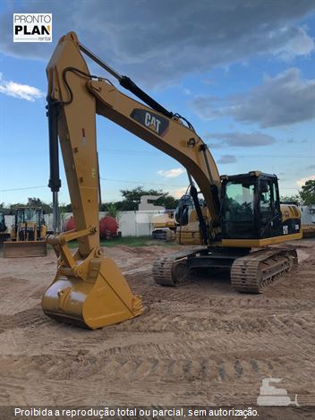 Escavadeira Caterpillar 320D