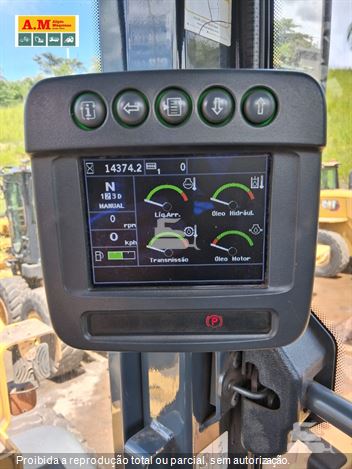 Pá Carregadeira John Deere 524K-II