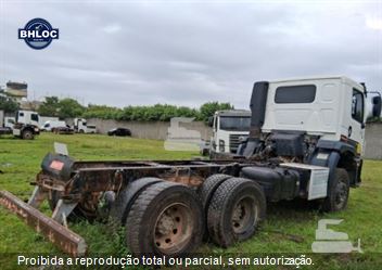 Caminhão Volkswagen 31-320 E Constellation 6x4 3-Eixos 2p (Diesel)