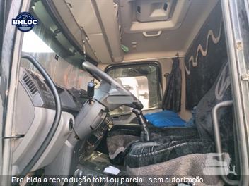 Caminhão Volkswagen 31-330 E Constellation 6x4 2p (Diesel)(E5)