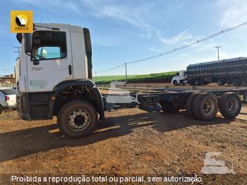 Caminhão Volkswagen 31-330 E Constellation 6x4 2p (Diesel)(E5)