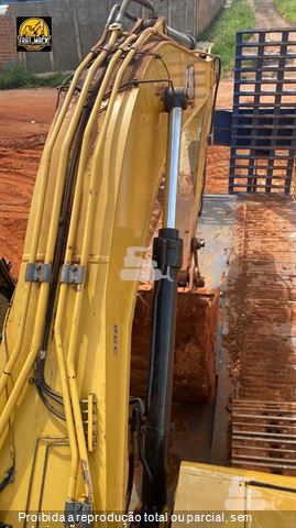 Escavadeira Caterpillar 320GC