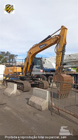 Escavadeira Sany SY135C