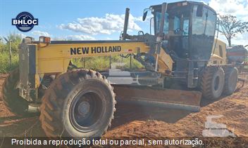 Motoniveladora New Holland RG140B