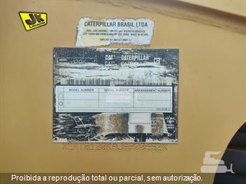 Motoniveladora Caterpillar 120K