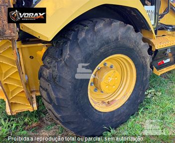 Retro Escavadeira Caterpillar 416