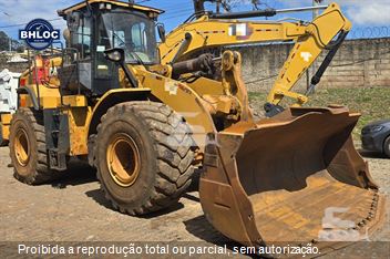 Pá Carregadeira Caterpillar 966L