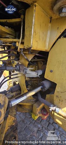 Pá Carregadeira Caterpillar 966L