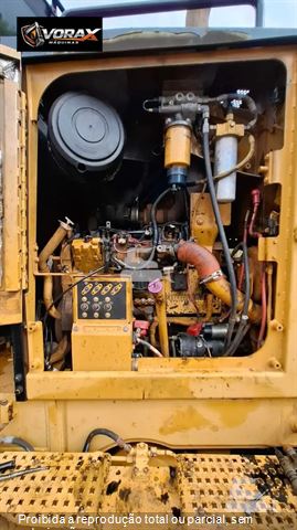 Motoniveladora Caterpillar 140M