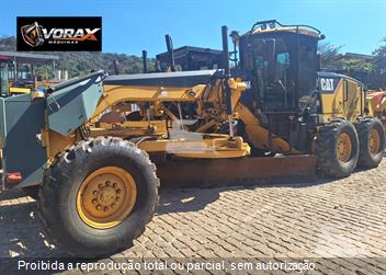Motoniveladora Caterpillar 140M