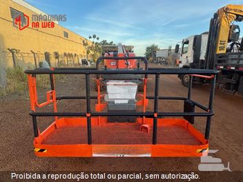Plataforma Aérea (Elevatória) JLG 600 AJ