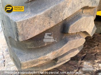 Retro Escavadeira New Holland B95B