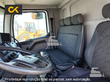 Caminhão Volkswagen 13-190 E Constellation 2p (Diesel)(E5)