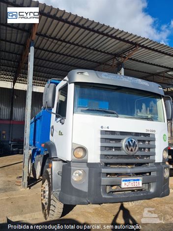 Caminhão Volkswagen 31-320 E Constellation 6x4 3-Eixos 2p (Diesel)