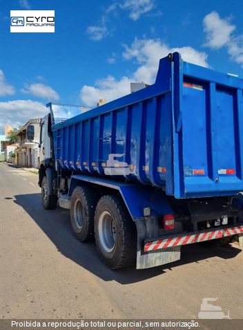 Caminhão Volkswagen 31-320 E Constellation 6x4 3-Eixos 2p (Diesel)