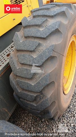 Motoniveladora Komatsu GD655-3