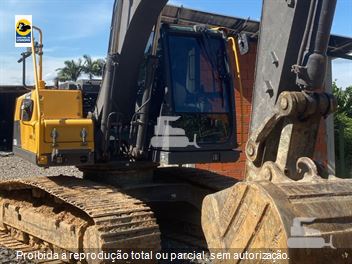Escavadeira Volvo EC140DLM