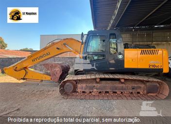Escavadeira Hyundai R210LC-7