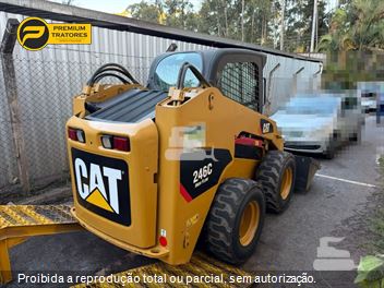 Mini-Carregadeira Caterpillar 246C
