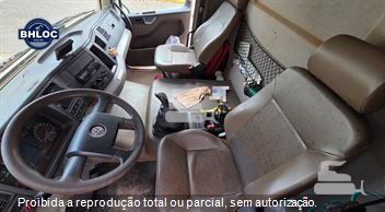 Caminhão Volkswagen 32-360 Constellation 6x4 2p (diesel)(E5)