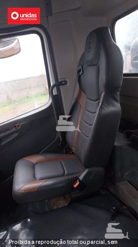 Caminhão Mercedes-Benz Axor 4144 K 6x4 2p (diesel)