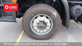 Caminhão Volkswagen 31-330 E Constellation 6x4 2p (Diesel)(E5)