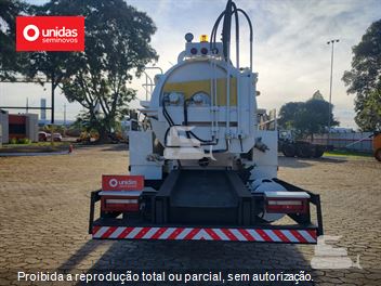 Caminhão Volkswagen 11-180 Delivery 2p (diesel)(E5)