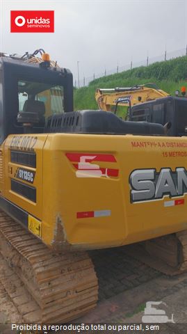 Escavadeira Sany SY135C