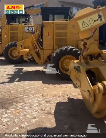 Motoniveladora Caterpillar 140K