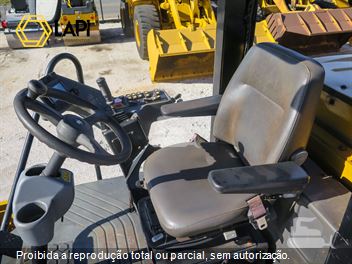 Rolo Compactador Caterpillar CS 54B