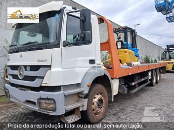 Caminhão Mercedes-Benz Axor 3131 6x4 2p (diesel)(E5)
