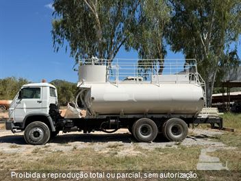 Caminhão Volkswagen 26-220 6x4 3-Eixos 2p (diesel)