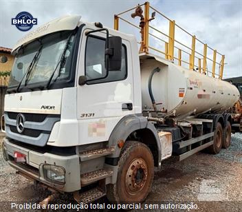 Caminhão Mercedes-Benz Axor 3131 6x4 2p (diesel)(E5)
