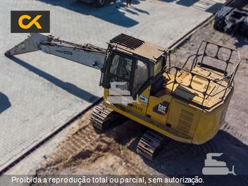 Escavadeira Caterpillar 320GC