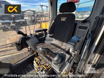 Escavadeira Caterpillar 320GC