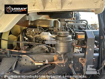 Caminhão Volkswagen 31-320 E Constellation 6x4 3-Eixos 2p (Diesel)