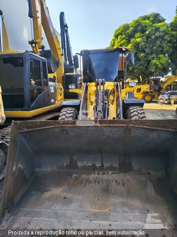 Pá Carregadeira Volvo L60F