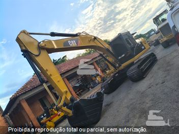 Escavadeira Caterpillar 320D2