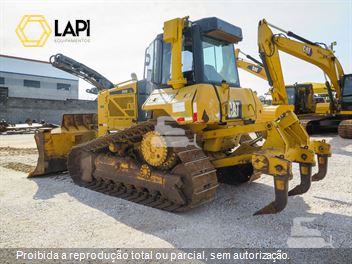 Trator de Esteira Caterpillar D6N XL
