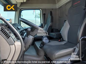 Caminhão Volkswagen 25-420 Constellation 6x2 2p (Diesel)(E5)