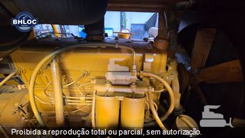 Pá Carregadeira Michigan 75III