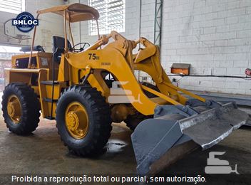Pá Carregadeira Michigan 75III