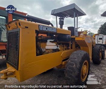 Pá Carregadeira Michigan 55 Art