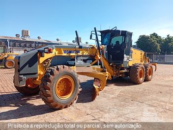 Motoniveladora Komatsu GD655-5