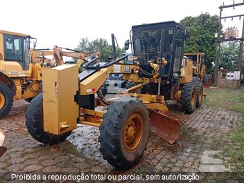 Motoniveladora Caterpillar 120